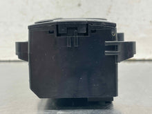 Load image into Gallery viewer, REAR TEMPERATURE CONTROLS ML350 ML500 R320 R350 R500 R63 06-08 - NW508863
