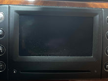 Load image into Gallery viewer, Info-Gps Screen   2006 - NW509816
