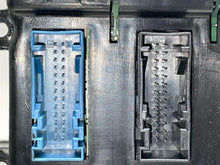 Load image into Gallery viewer, Temperature Controls Lincoln Navigator 2012 - NW510647

