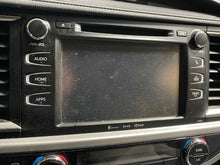 Load image into Gallery viewer, Radio  HIGHLANDER 2016 - NW511557
