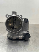 Load image into Gallery viewer, Throttle Body Jaguar XE 2017 - NW513123
