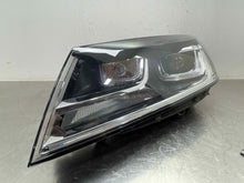 Load image into Gallery viewer, Headlight Lamp Assembly Volkswagen Touareg 2016 - NW513576
