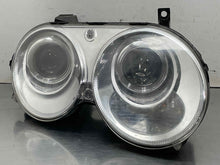 Load image into Gallery viewer, Headlight Lamp Assembly   2006 - NW516331
