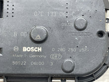 Load image into Gallery viewer, Throttle Body   2006 - NW516489
