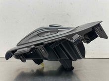 Load image into Gallery viewer, Info-Gps Screen  LEXUS HS250H 2010 - NW518366
