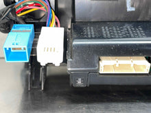 Load image into Gallery viewer, INFO-GPS SCREEN Lexus HS250H 2010 10 2011 11 2012 12 - NW518367
