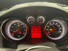 Load image into Gallery viewer, Speedometer Cluster  CASCADA 2016 - NW646524
