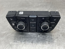 Load image into Gallery viewer, Temperature Controls  CASCADA 2016 - NW646608
