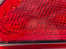 Load image into Gallery viewer, Tail Lamp Light  CASCADA 2016 - NW646777
