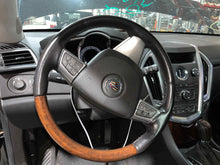 Load image into Gallery viewer, Steering Wheel Cadillac SRX 2012 - NW524271
