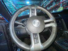 Load image into Gallery viewer, Steering Wheel Ford Mustang 2014 - NW575913
