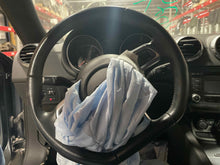 Load image into Gallery viewer, Steering Wheel Audi TT 2009 - NW497580
