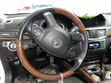 Load image into Gallery viewer, Steering Wheel  MERCEDES E-CLASS 2012 - NW536658
