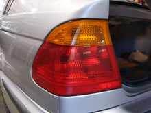Load image into Gallery viewer, OUTER TAIL LIGHT LAMP 320i 323i 323ic 323is 325ci 325i 328i 99-01 Left - NW653157
