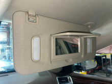 Load image into Gallery viewer, Interior Sun Visors Cadillac SRX 2015 - NW564151
