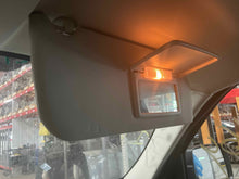 Load image into Gallery viewer, Interior Sun Visors Jeep Liberty 2008 - NW632575
