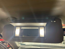 Load image into Gallery viewer, Interior Sun Visors Buick Regal 2018 - NW489334
