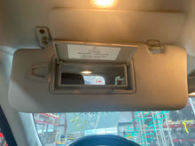 Load image into Gallery viewer, INTERIOR SUN VISORS Gl320 Gl350 Gl450 Gl550 ML320 ML350 06-12 Left - NW644797
