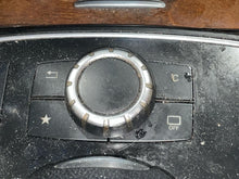 Load image into Gallery viewer, RADIO E250 Van CLS400 CLS550 E300 E350 E400 E550 E63 15 16 - NW710312
