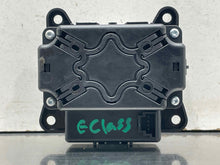 Load image into Gallery viewer, RADIO E250 Van CLS400 CLS550 E300 E350 E400 E550 E63 15 16 - NW710313
