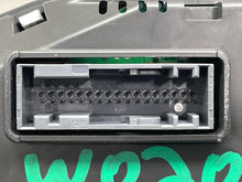 Load image into Gallery viewer, Speedometer Cluster  ENVISION 2018 - NW710773

