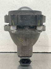 Load image into Gallery viewer, Fog Light Malibu Enclave Monte Carlo Impala CTS 2006 06 07 08 09 10 11 12 13 - NW712658
