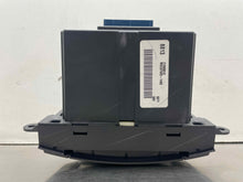 Load image into Gallery viewer, TEMPERATURE CONTROLS Cadillac CTS 2005 05 2006 06 - NW713196
