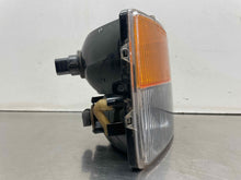 Load image into Gallery viewer, PARKLAMP Cadillac CTS 2003 03 2004 04 2005 05 2006 06 2007 07 Right - NW712647
