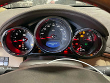 Load image into Gallery viewer, Speedometer Cluster Cadillac CTS 2010 - NW712259
