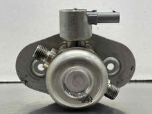 Load image into Gallery viewer, Fuel Pump  BMW X1 2017 - NW712623
