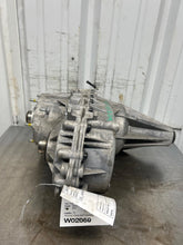 Load image into Gallery viewer, [INVENTORYCAR_YEAR_MAKE_MODEL] TRANSFER CASE - NW712449
