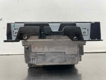 Load image into Gallery viewer, Radio  GRAND CHEROKEE 2015 - NW711771
