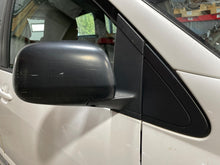 Load image into Gallery viewer, SIDE VIEW MIRROR Toyota Sienna 04 05 06 07 08 Right - NW711951
