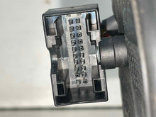 Load image into Gallery viewer, SIDE VIEW DOOR MIRROR C230 C240 C280 C32 C320 C350 C55 01-07 Left - NW711942
