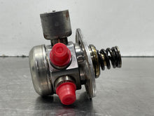 Load image into Gallery viewer, FUEL PUMP 228I 320i 328D 328i 328I GT 428i 528i X1 X3 X4 X5 Z4 12-18 - NW712595
