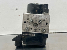 Load image into Gallery viewer, ABS PUMP E320 E430 CLK320 00 01 02 03 04 05 06 07 08 - NW710967
