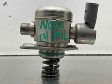 Load image into Gallery viewer, [INVENTORYCAR_YEAR_MAKE_MODEL] FUEL PUMP Right - NW713298
