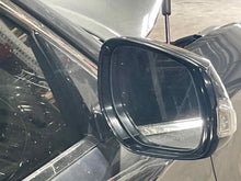 Load image into Gallery viewer, Side View Door Mirror  INFINITI Q70 2015 - NW714263

