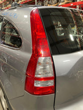 Load image into Gallery viewer, TAIL LIGHT LAMP ASSEMBLY Honda CR-V 07 08 09 10 11 Left - NW714356
