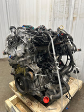 Load image into Gallery viewer, Engine Motor Cadillac XT4 2019 - NW715585
