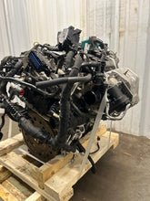 Load image into Gallery viewer, Engine Motor Cadillac XT4 2019 - NW715585
