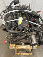 Load image into Gallery viewer, Engine Motor  INFINITI QX30 2017 - NW715589
