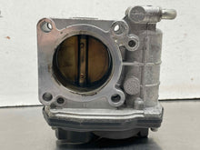 Load image into Gallery viewer, THROTTLE BODY Infiniti G25 2011 11 2012 12 - NW716956
