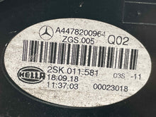 Load image into Gallery viewer, Tail Lamp Light  METRIS 2019 - NW716965
