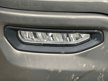 Load image into Gallery viewer, FOG LAMP LIGHT Sierra 1500 Pickup Sierra Denali 1500 Pickup 16-19 Right - NW717594
