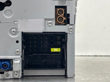 Load image into Gallery viewer, Radio  MERCEDES E-CLASS 2014 - NW717941
