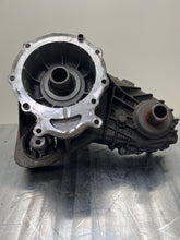 Load image into Gallery viewer, TRANSFER CASE BMW X5 2000 00 2001 01 2002 02 2003 03 Auto - NW366004
