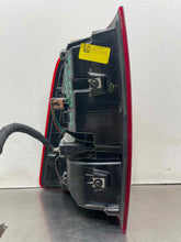 Load image into Gallery viewer, TAIL LIGHT LAMP ASSEMBLY 1500 Pickup 2500 Pickup 3500 Pickup 09-14 Right - NW718950
