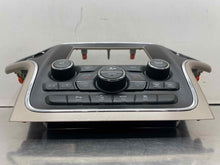 Load image into Gallery viewer, Temperature Controls  GRAND CHEROKEE 2015 - NW720073
