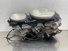 Load image into Gallery viewer, HEADLIGHT LAMP ASSEMBLY CL500 CL55 CL600 00 01 02 Right - NW724089
